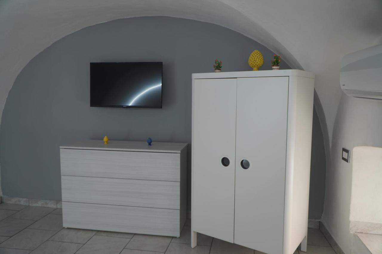 Casa Vacanze Sicilia Bella Villa Catania Bagian luar foto