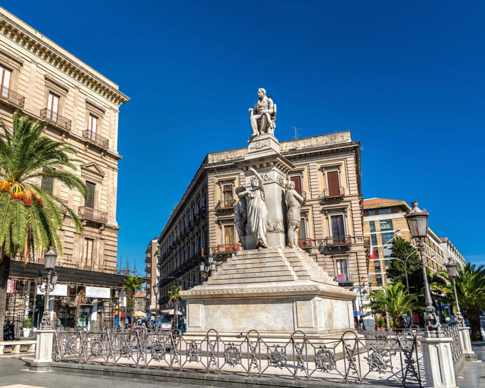 Casa Vacanze Sicilia Bella Villa Catania Bagian luar foto